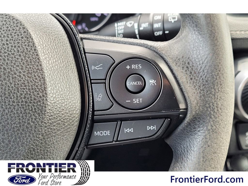 Used 2019 Toyota RAV4 XLE image 19