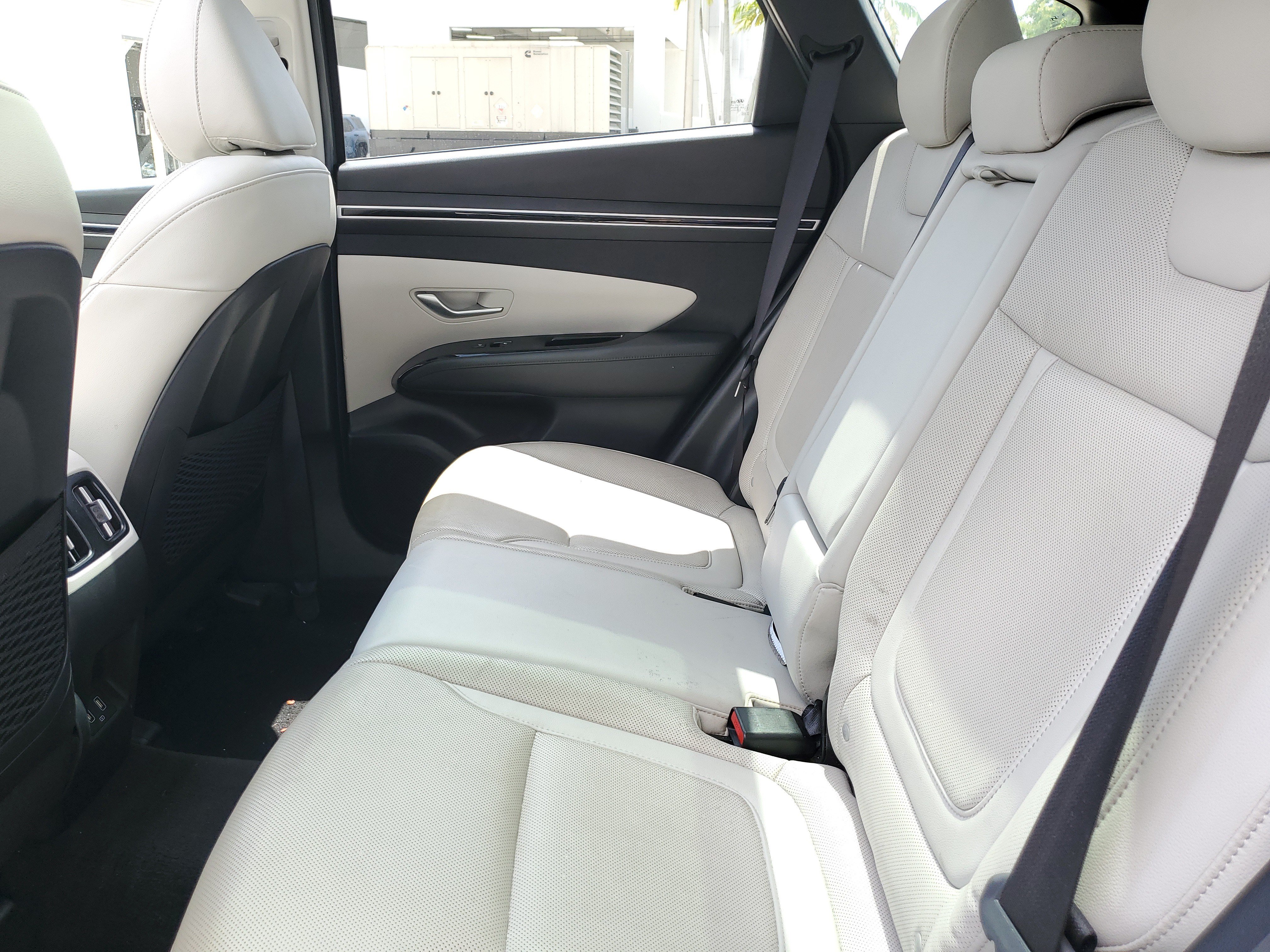 Used 2024 Hyundai Tucson Limited FWD image 12