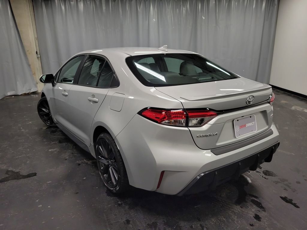 Used 2023 Toyota Corolla SE image 6