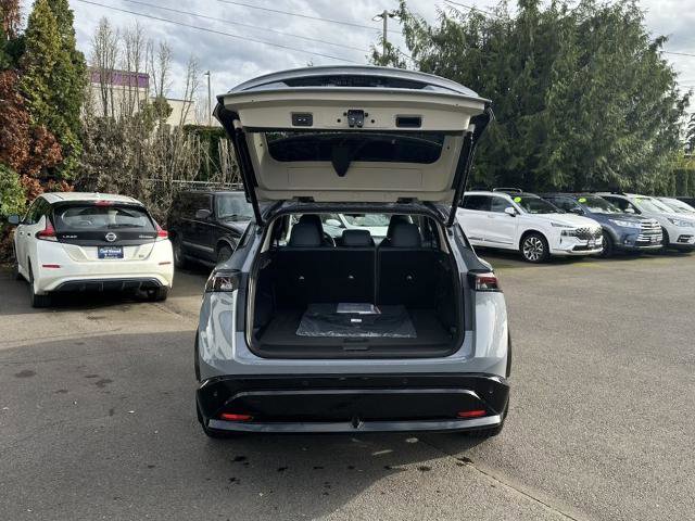 Certified 2025 Nissan Ariya Platinum image 10