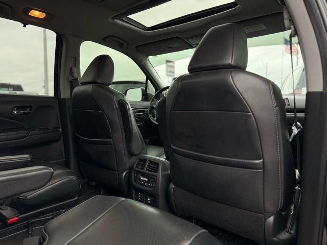 Used 2016 Honda Pilot Elite image 22