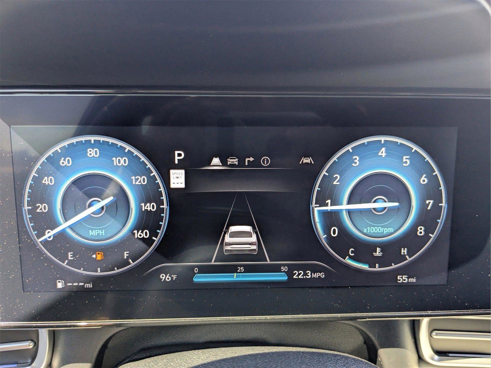 New 2025 Hyundai Elantra Limited image 36