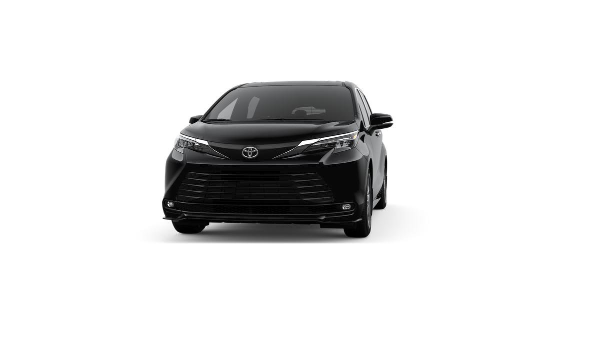 New 2026 Toyota Sienna XLE FWD image 3