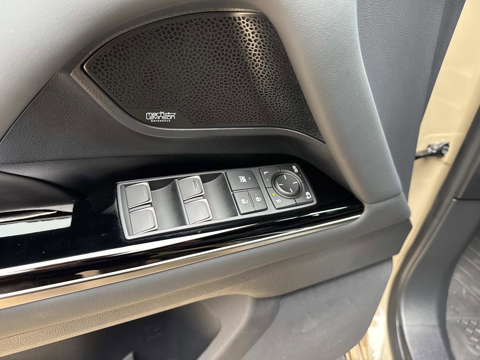 Certified 2025 Lexus LX 700h Overtrail image 19