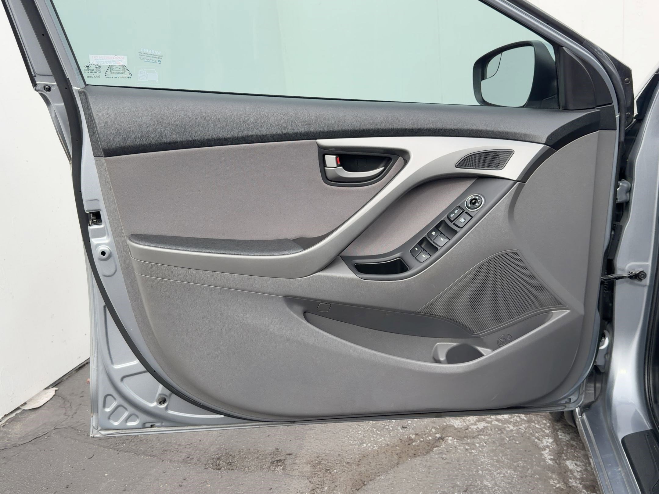 Used 2015 Hyundai Elantra SE w/ Option Group 02 image 24