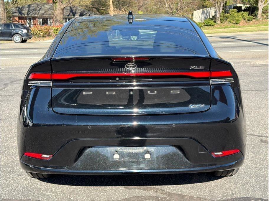 Used 2024 Toyota Prius XLE image 5