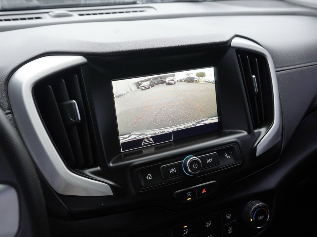 Used 2023 GMC Terrain SLE w/ Elevation Edition image 15