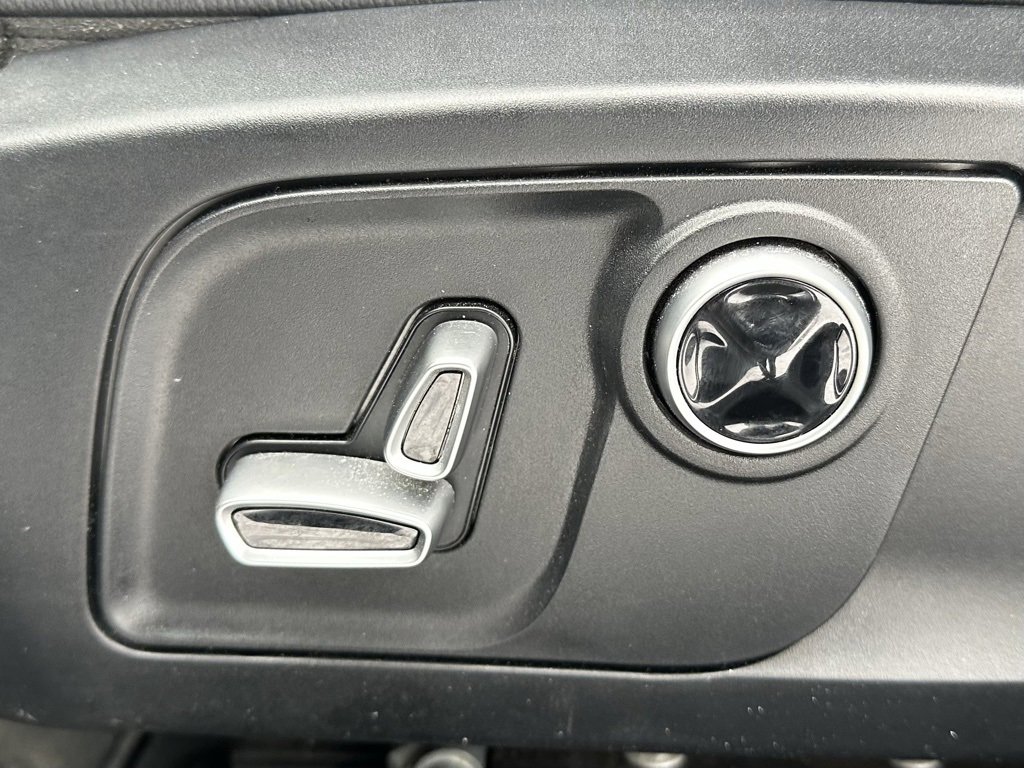 Used 2023 Maserati Levante Modena image 20