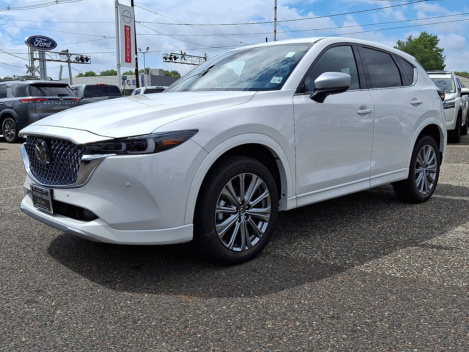 Used 2024 MAZDA CX-5 Signature AWD/4WD image 3