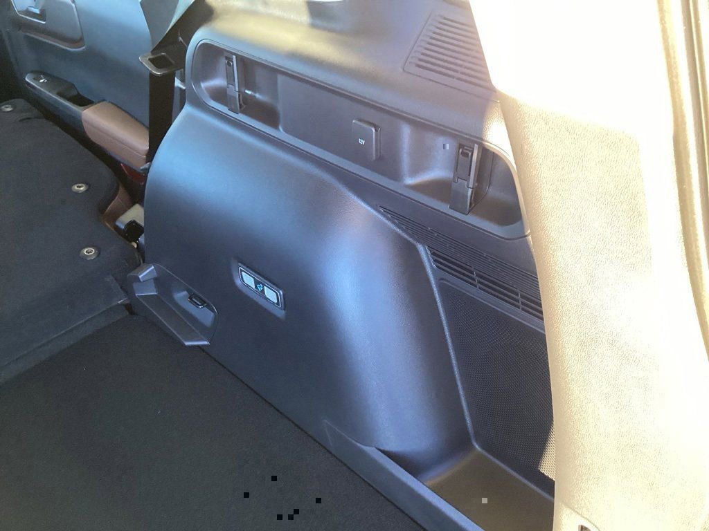 New 2025 Ford Bronco Sport Outer Banks w/ Outer Banks Tech Package+ AWD/4WD image 14