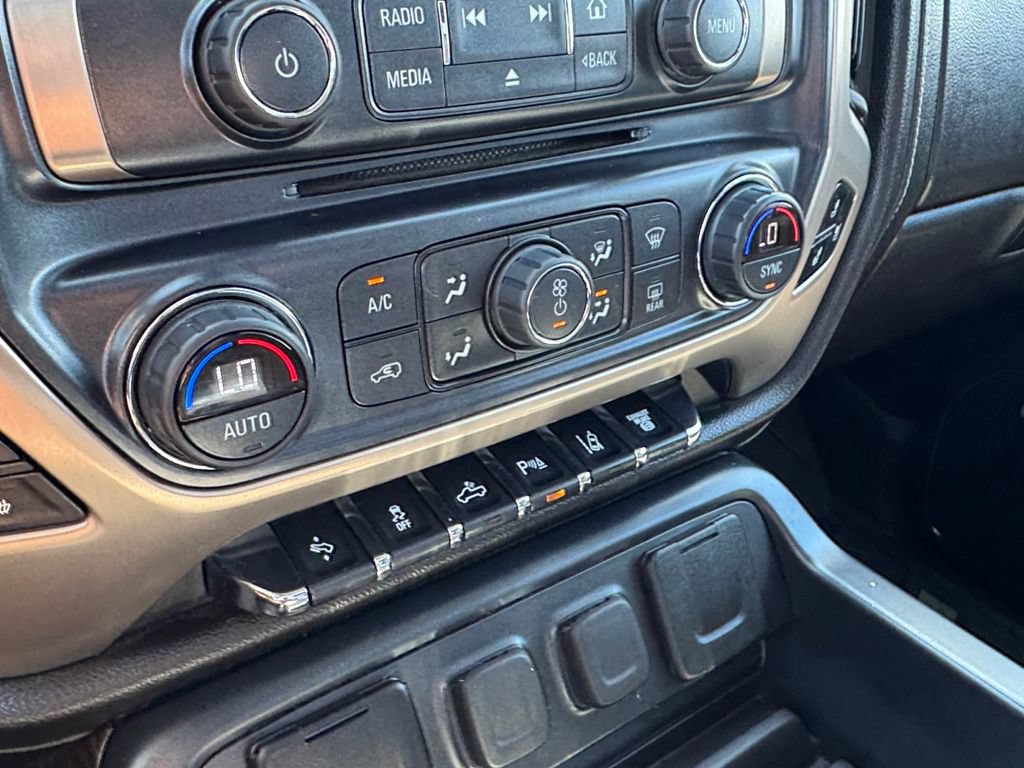 Used 2018 GMC Sierra 3500 Denali w/ Duramax Plus Package AWD/4WD image 28