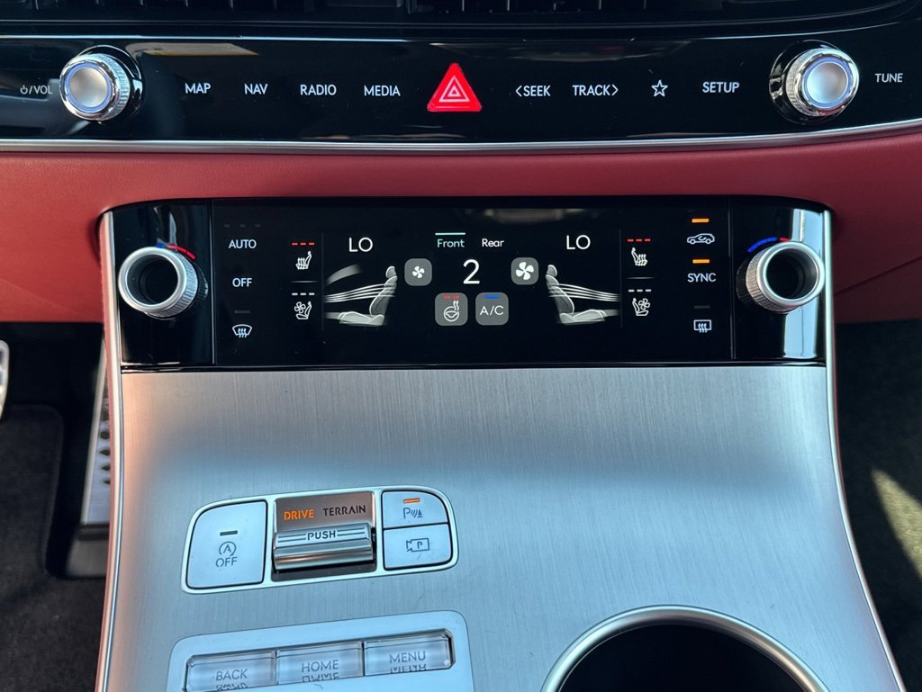 New 2026 Genesis GV70 3.5T Sport Advanced image 9