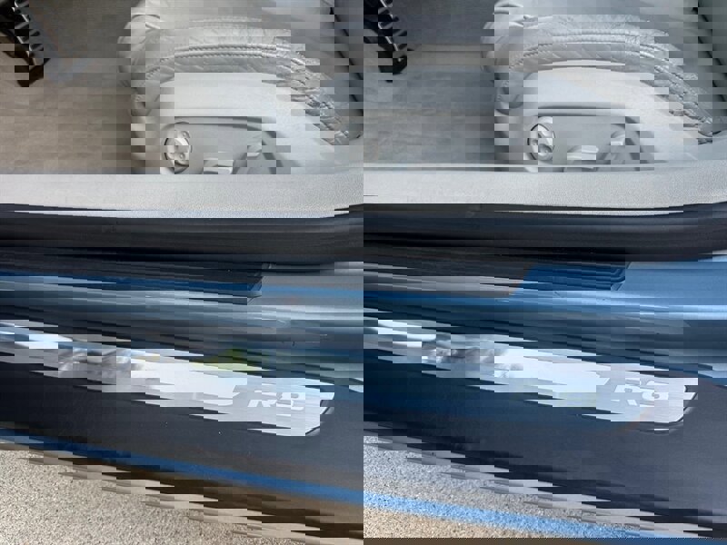 Used 2009 Audi R8 V8 w/ Enhanced Leather Pkg image 14