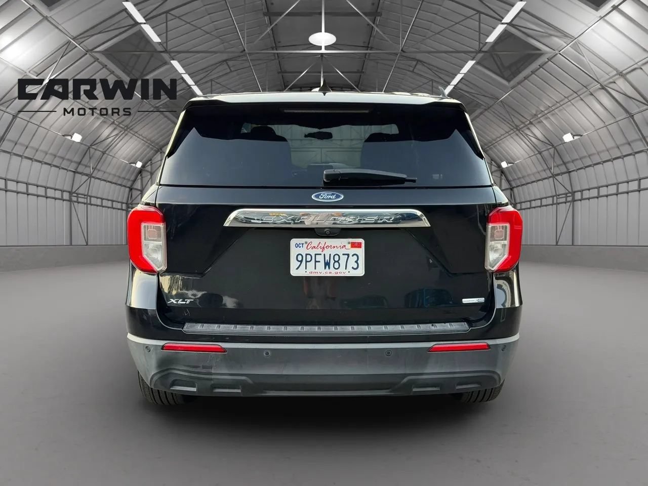 Used 2020 Ford Explorer XLT w/ Comfort Package AWD/4WD image 6