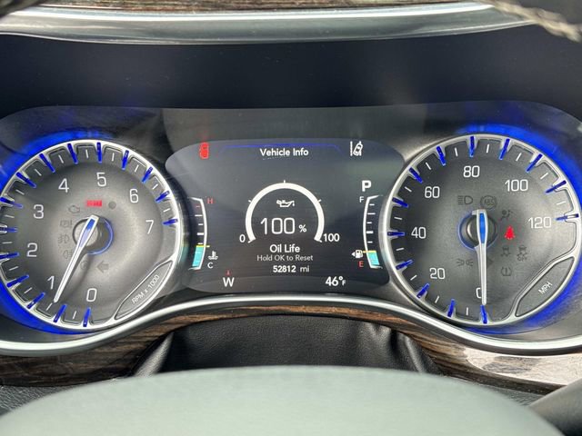 Used 2024 Chrysler Pacifica Limited image 28