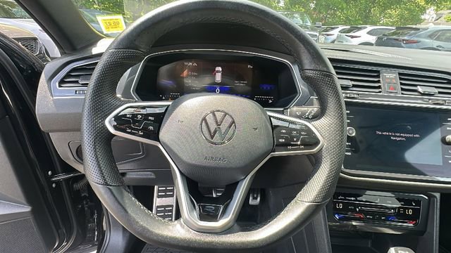 Used 2024 Volkswagen Tiguan SE R-Line AWD/4WD image 14