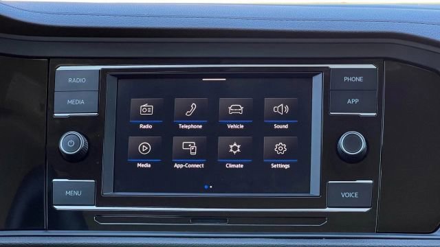 Used 2023 Volkswagen Jetta SE image 88