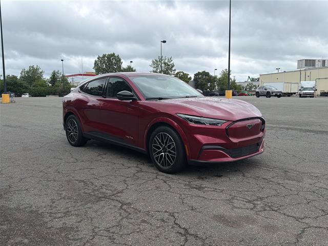Certified 2025 Ford Mustang Mach-E Premium AWD/4WD image 3