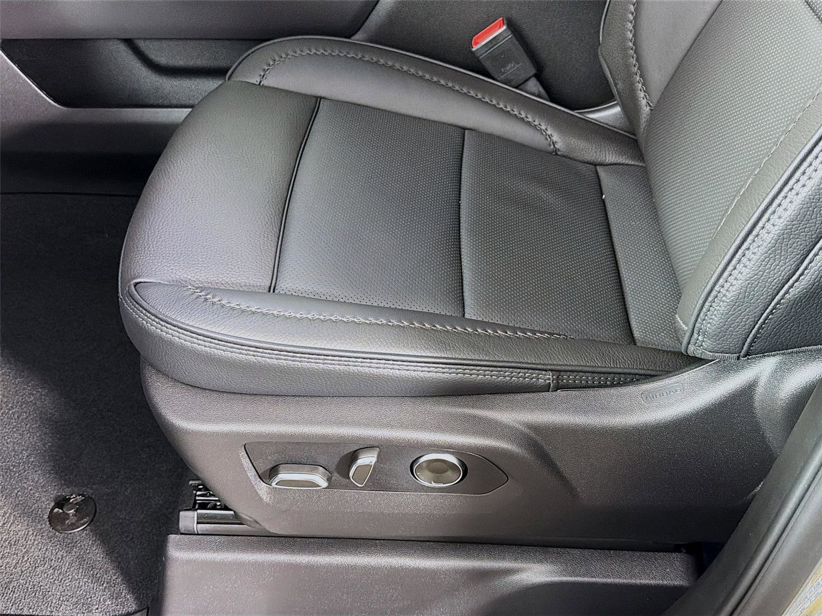 New 2026 GMC Sierra 3500 Denali w/ Denali Reserve Package image 22