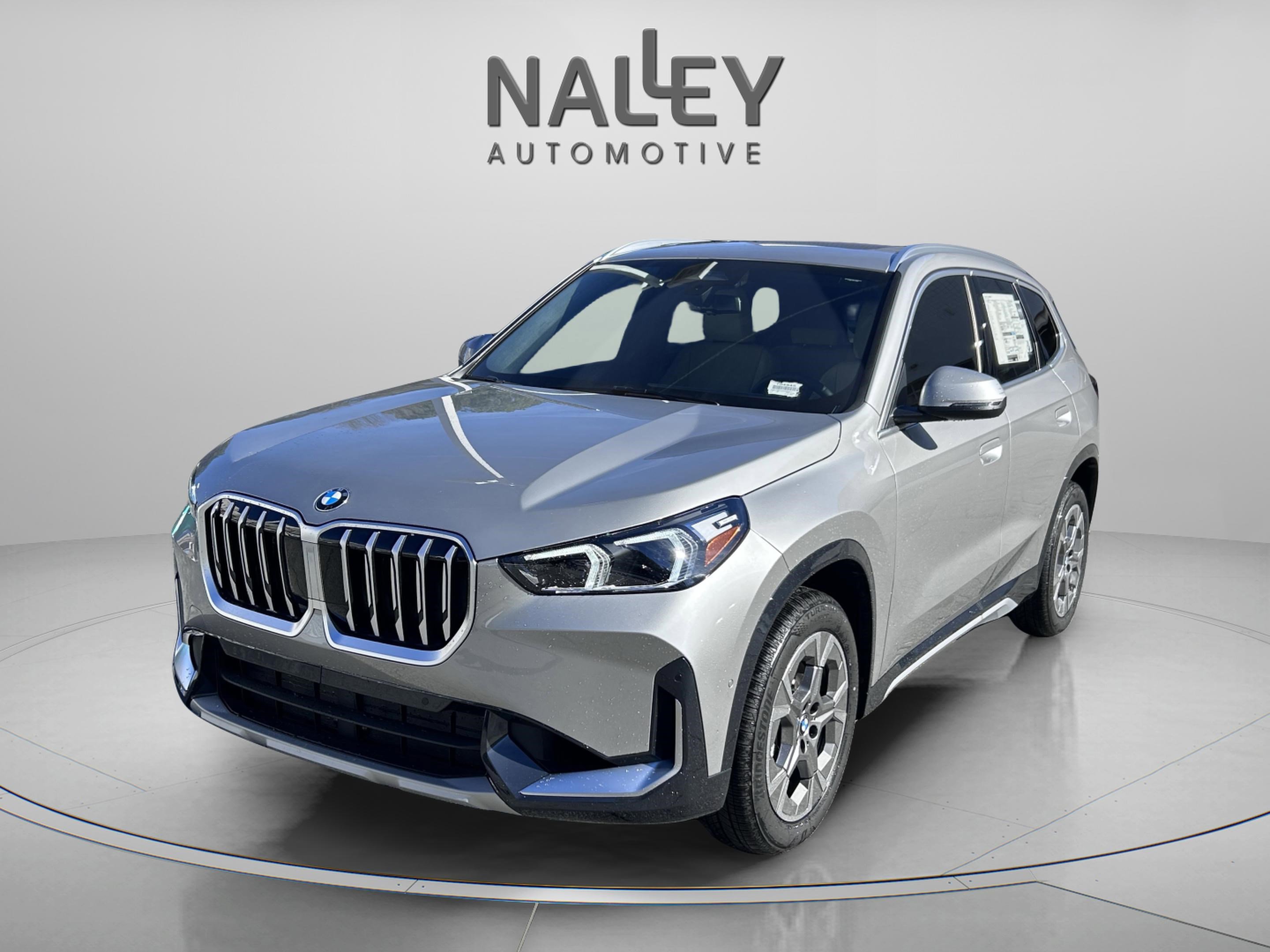 Used 2025 BMW X1 xDrive28i w/ Convenience Package image 1