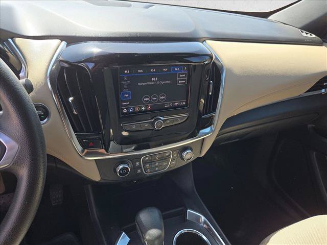 Used 2023 Chevrolet Traverse LS FWD image 13