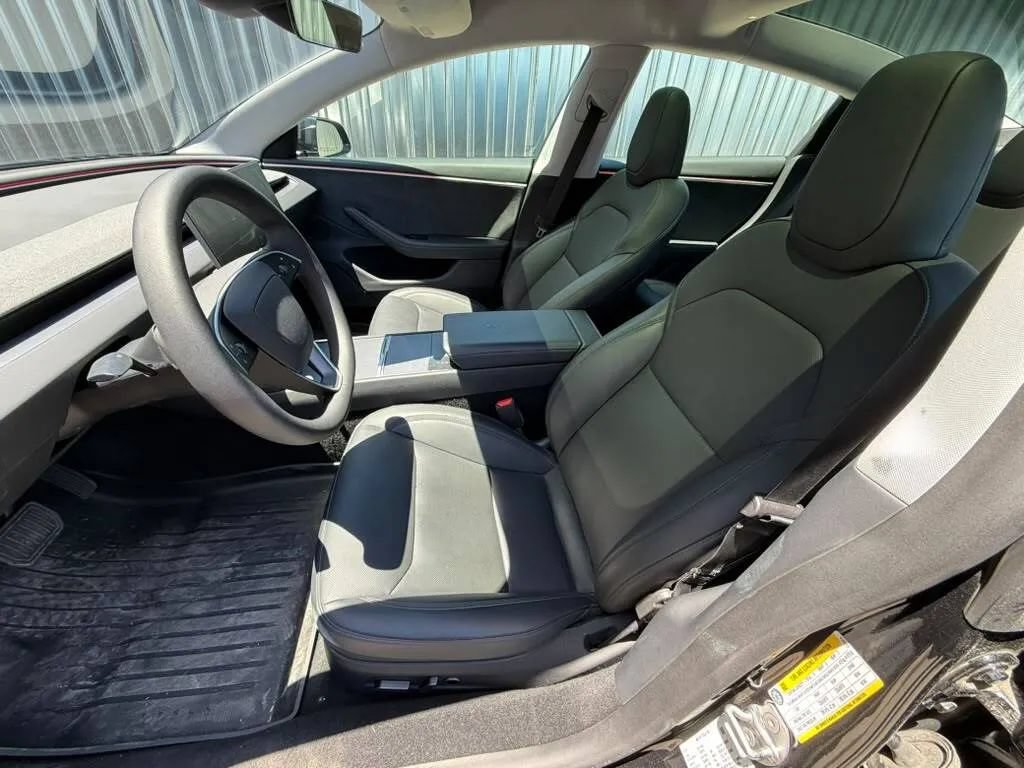 Used 2026 Tesla Model 3 AWD/4WD image 14