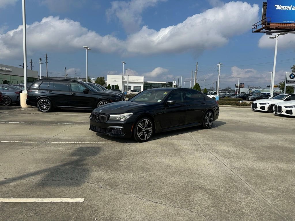 Used 2017 BMW 740i image 1