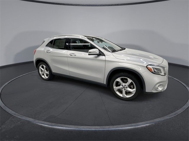Used 2018 Mercedes-Benz GLA 250 4MATIC image 2