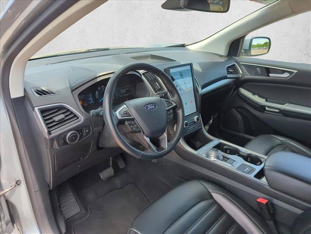 Used 2024 Ford Edge SEL AWD/4WD image 11