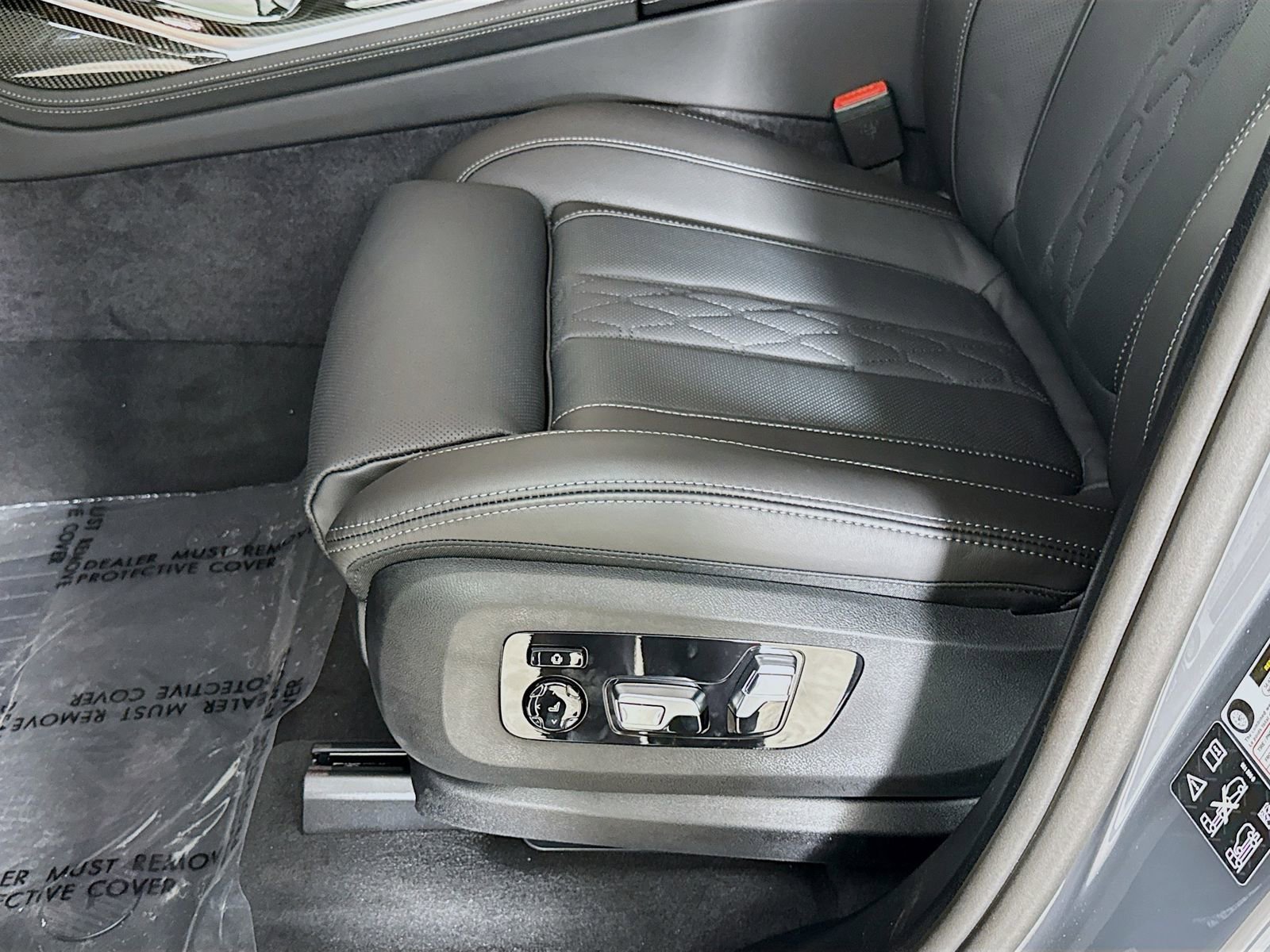 New 2026 BMW X7 M60i image 20