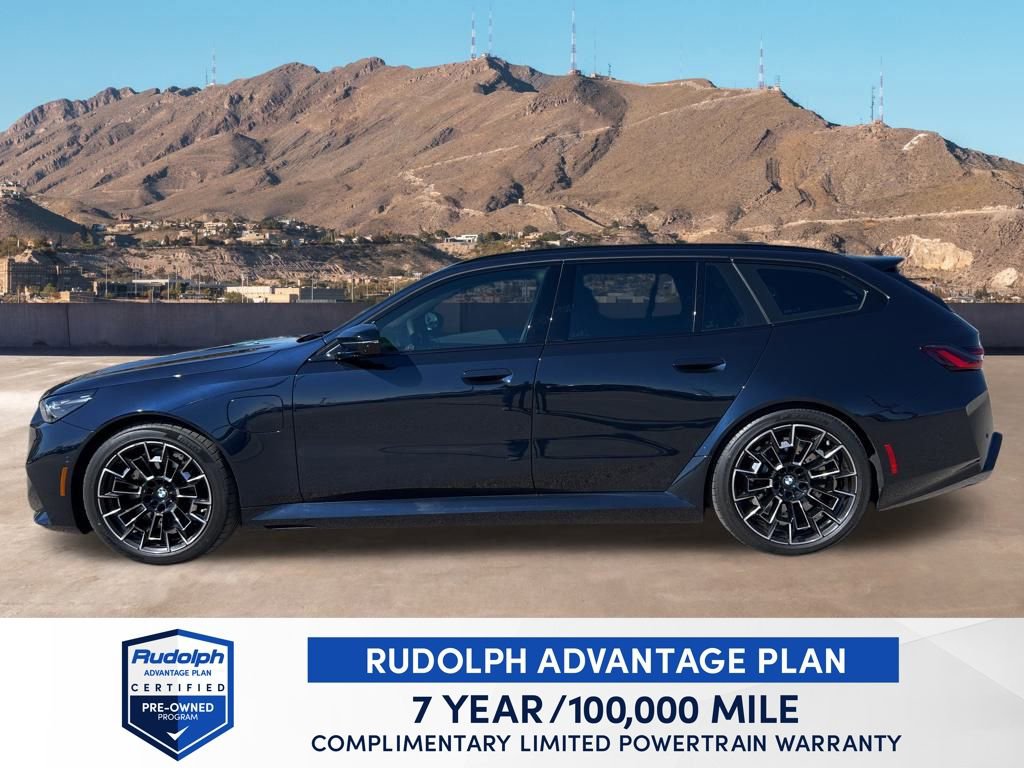 Used 2026 BMW M5 Touring image 11