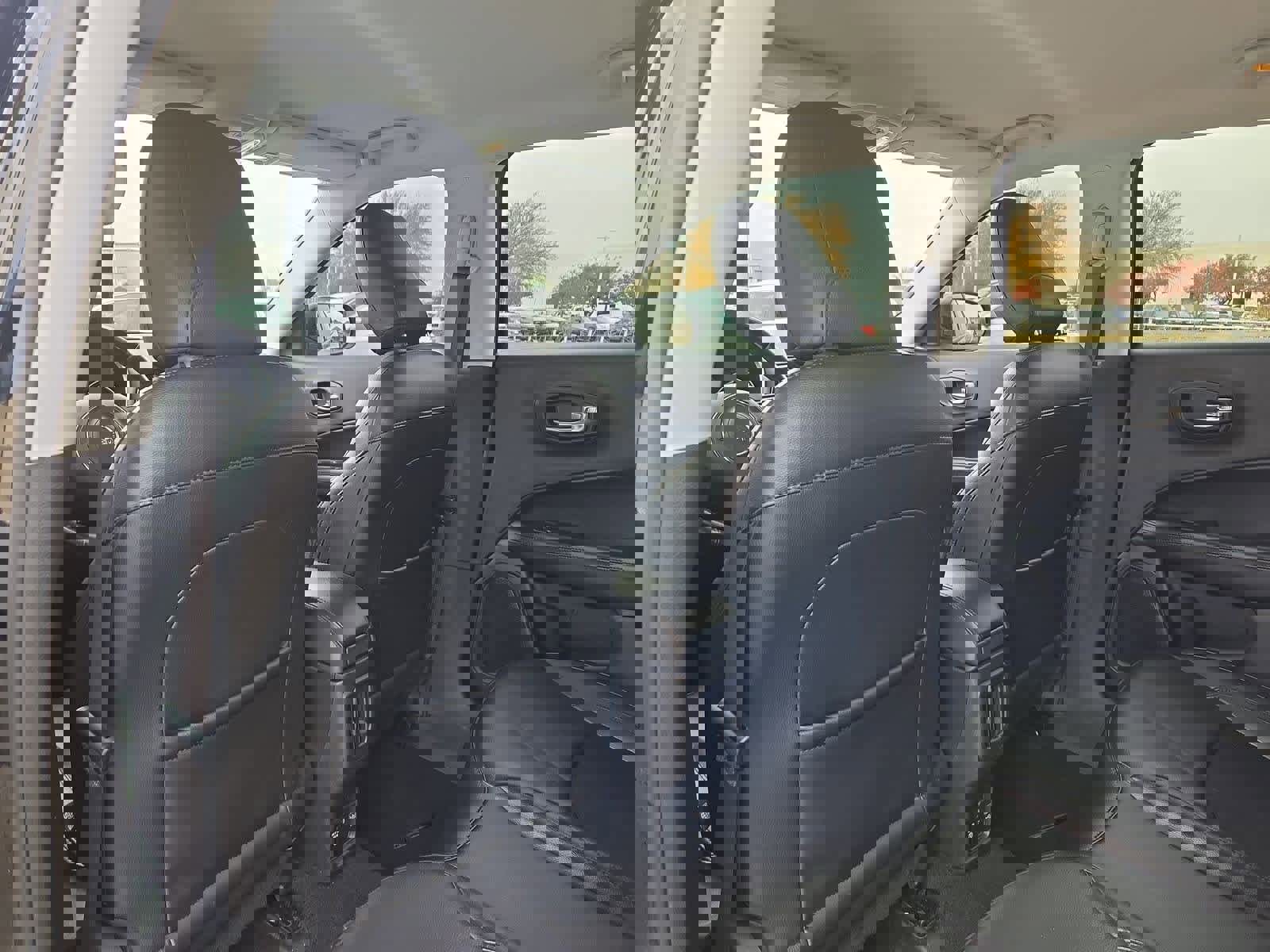 Used 2019 Jeep Compass Altitude image 18