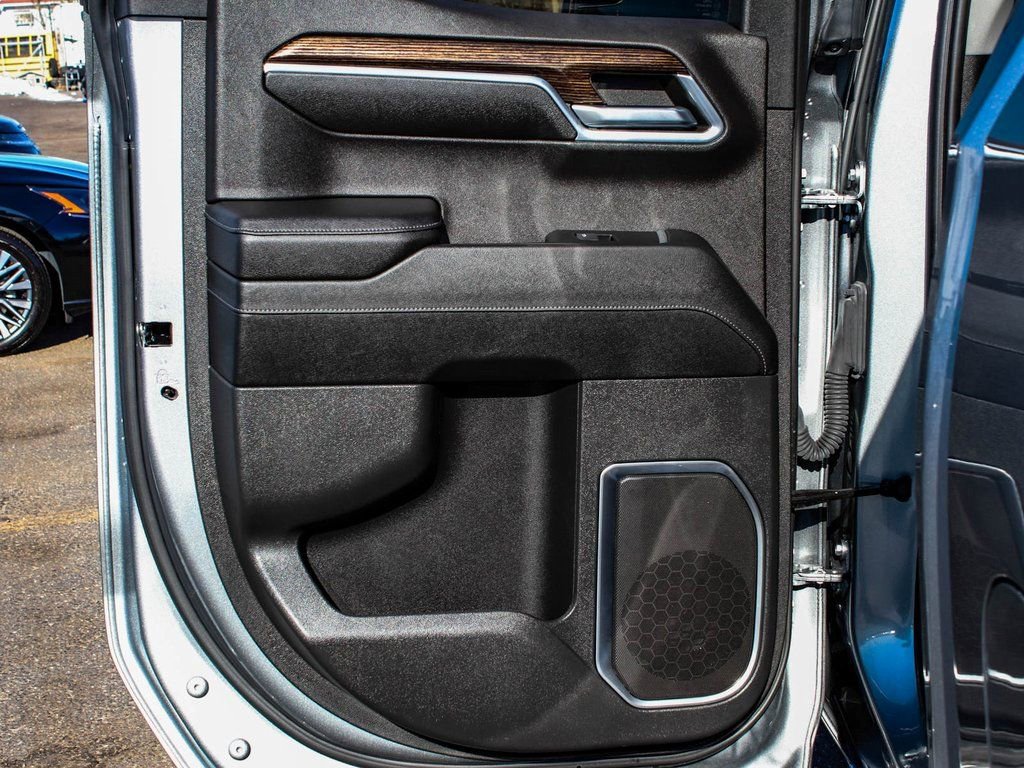 Used 2023 GMC Sierra 1500 Elevation image 11
