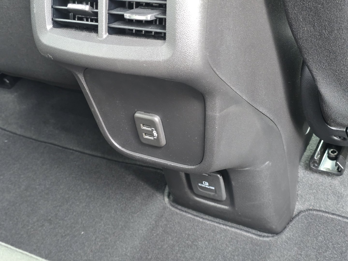 Used 2024 Chevrolet Equinox LT image 26