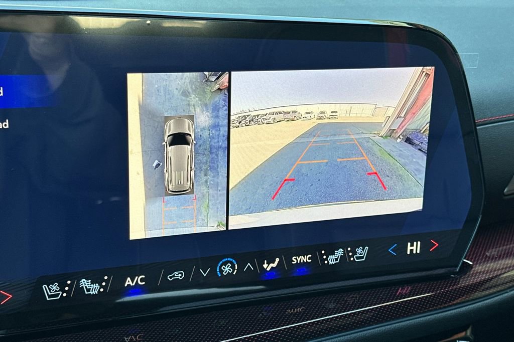 New 2026 Chevrolet Traverse RS FWD image 21