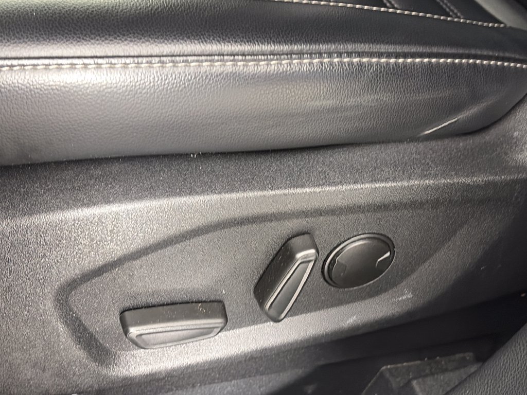 Used 2024 Ford Edge SEL AWD/4WD image 26