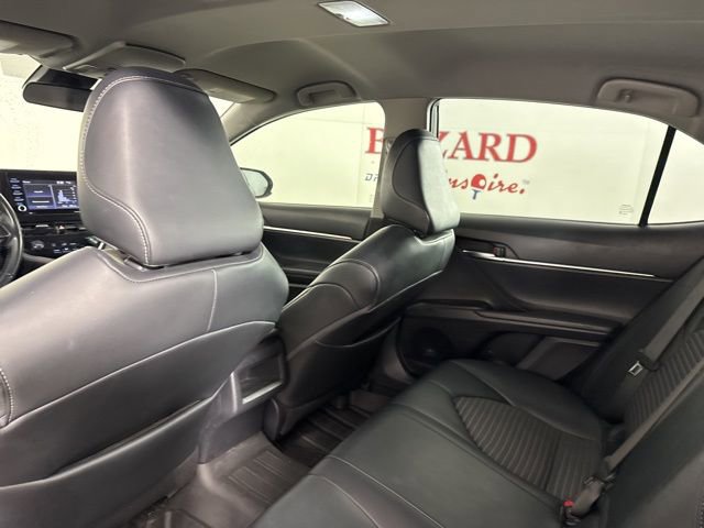 Used 2021 Toyota Camry SE image 14