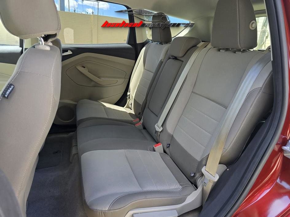 Used 2014 Ford Escape SE image 8