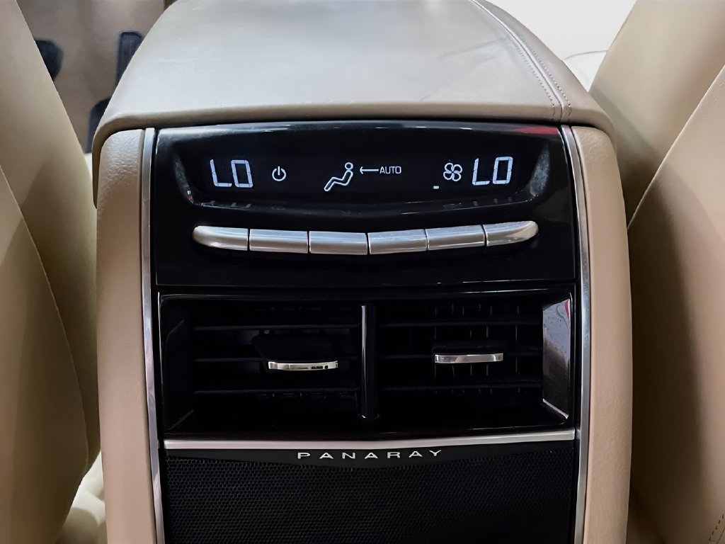 Used 2018 Cadillac CT6 Platinum AWD/4WD image 28