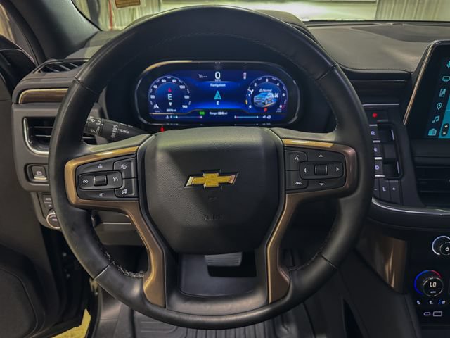 Used 2023 Chevrolet Suburban High Country AWD/4WD image 15
