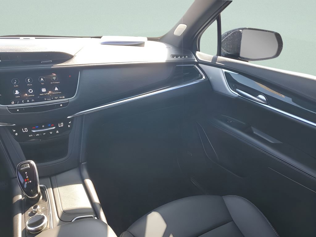 Used 2023 Cadillac XT5 Premium Luxury image 11