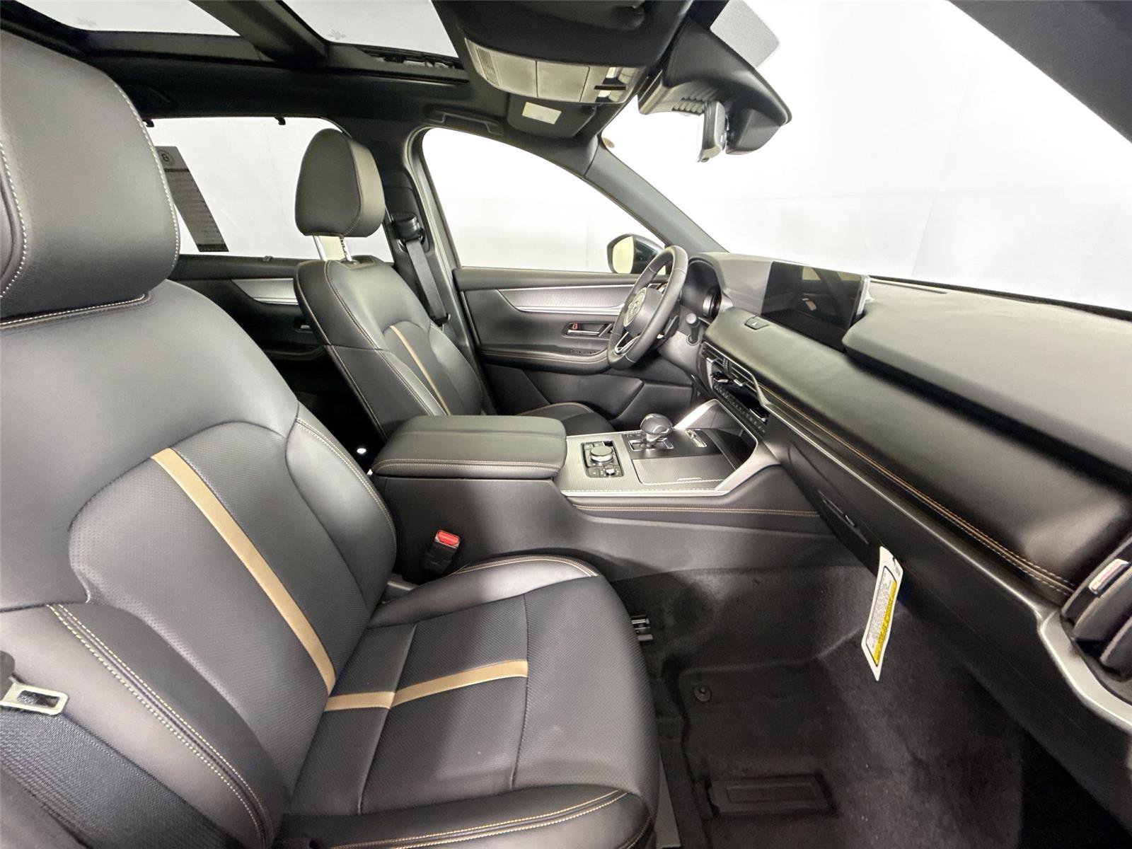 New 2026 MAZDA CX-90 3.3 Turbo w/ Premium Plus Pkg image 44