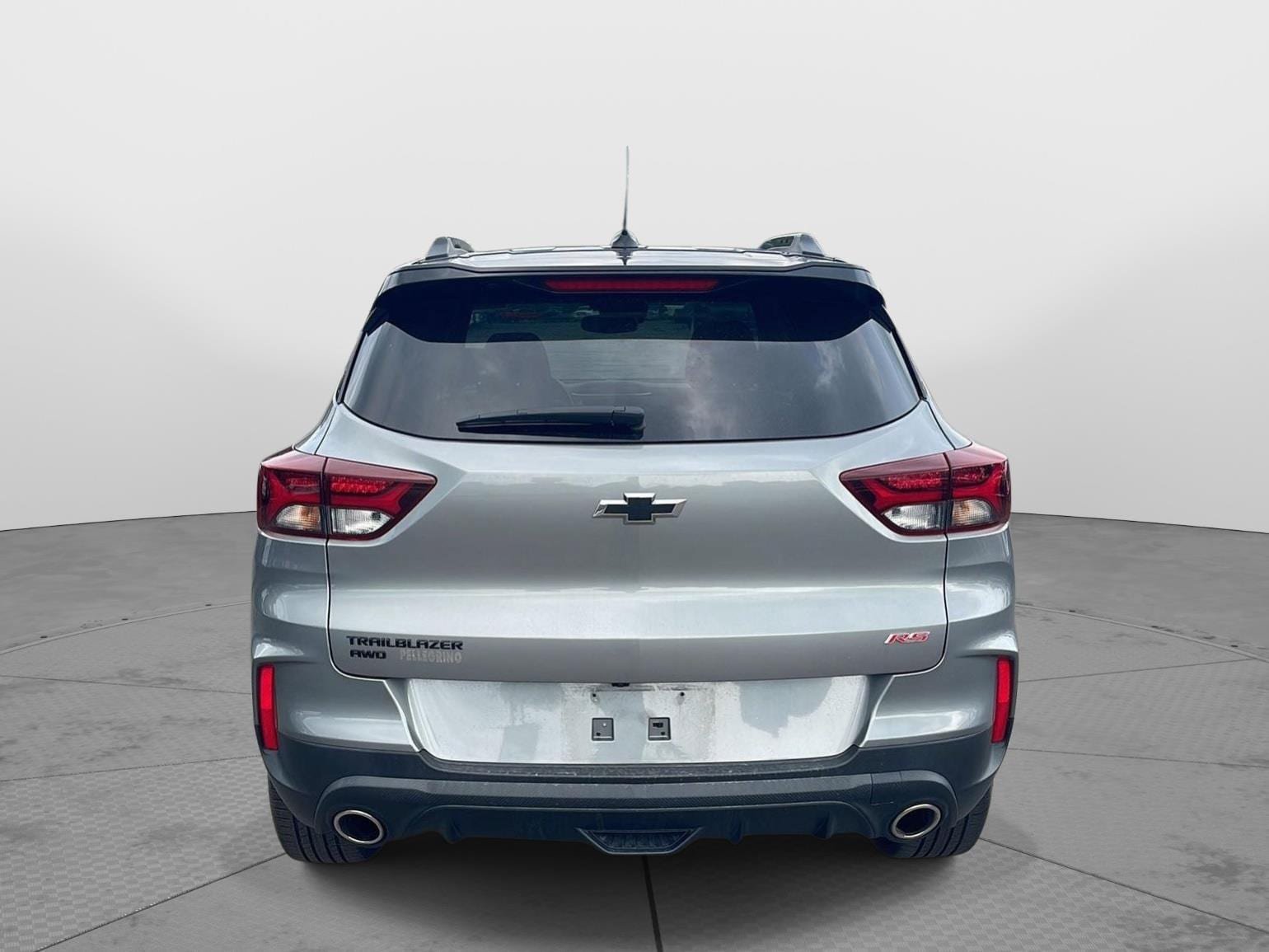 Used 2023 Chevrolet TrailBlazer RS w/ Sun and Liftgate Package AWD/4WD image 5