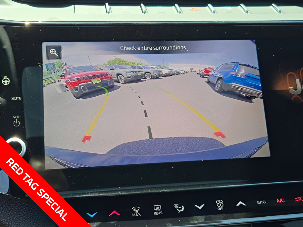 New 2026 Jeep Grand Cherokee Altitude AWD/4WD image 34