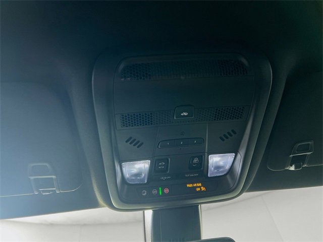 Used 2024 Cadillac XT6 Premium Luxury image 19