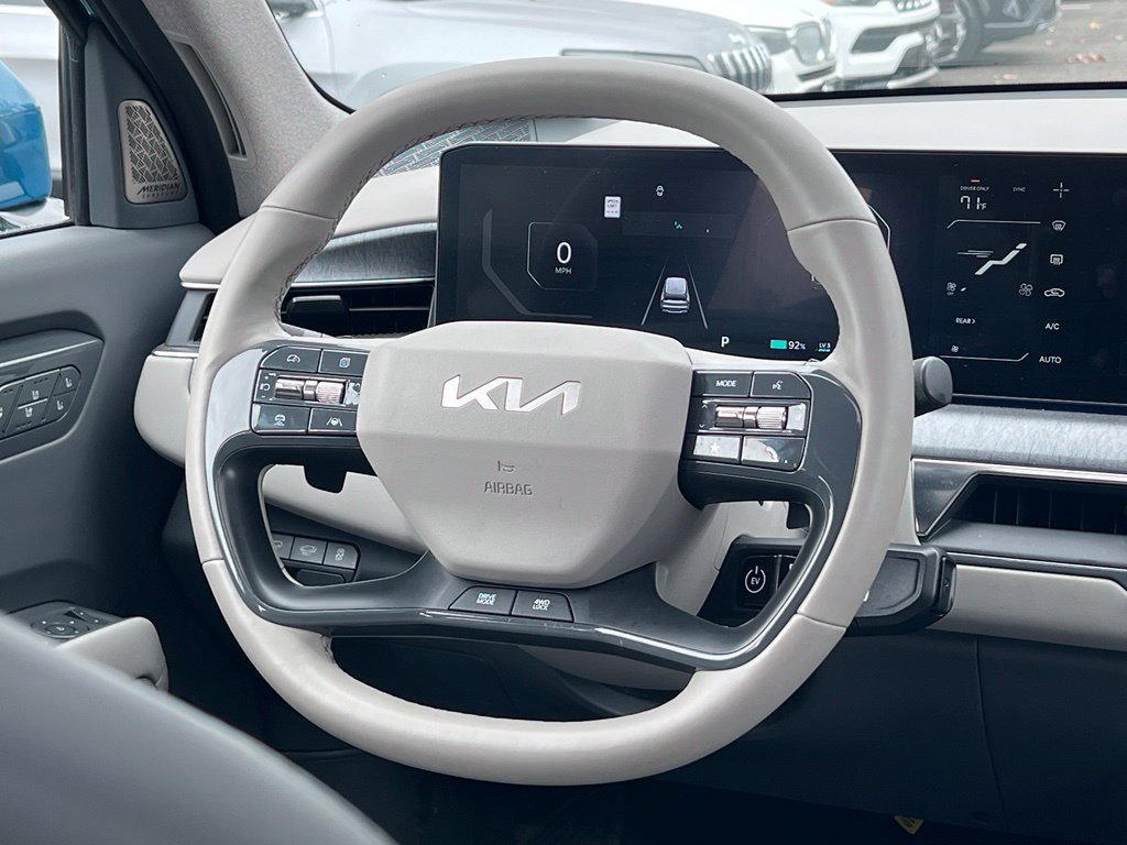 Certified 2024 Kia EV9 Land AWD/4WD image 11