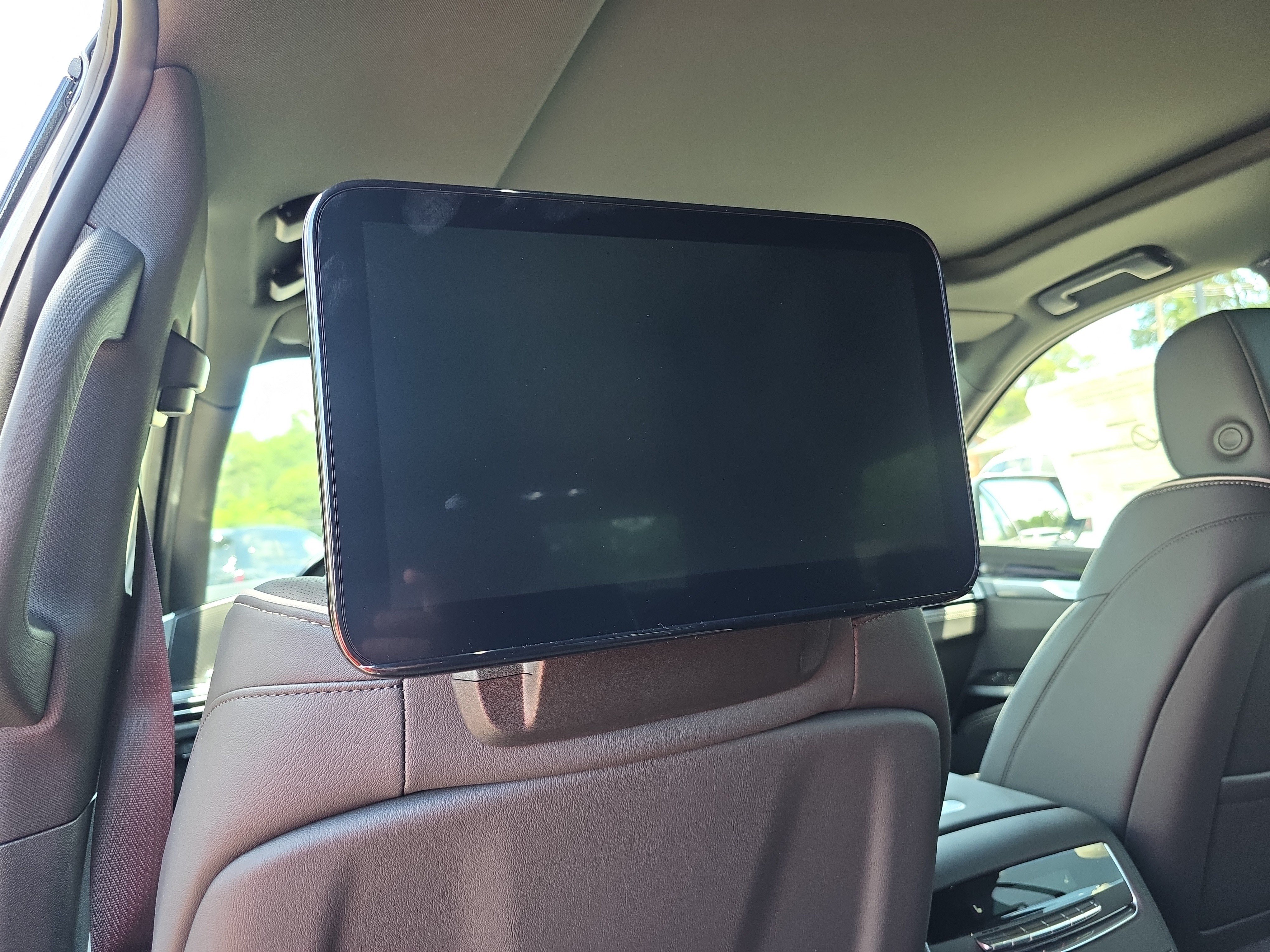 New 2026 Cadillac Escalade Sport w/ Touring Package AWD/4WD image 8