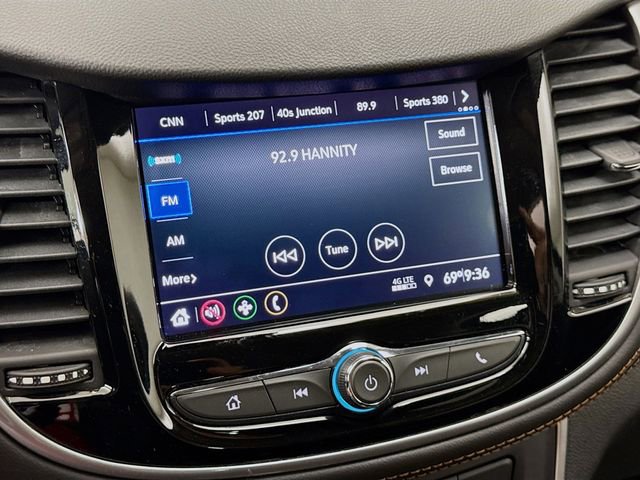 Used 2021 Chevrolet Trax LT w/ Driver Confidence Package image 14