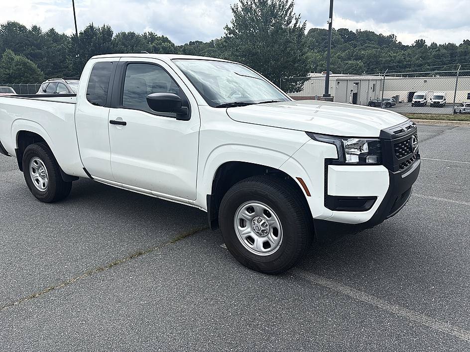 Certified 2025 Nissan Frontier S AWD/4WD image 23