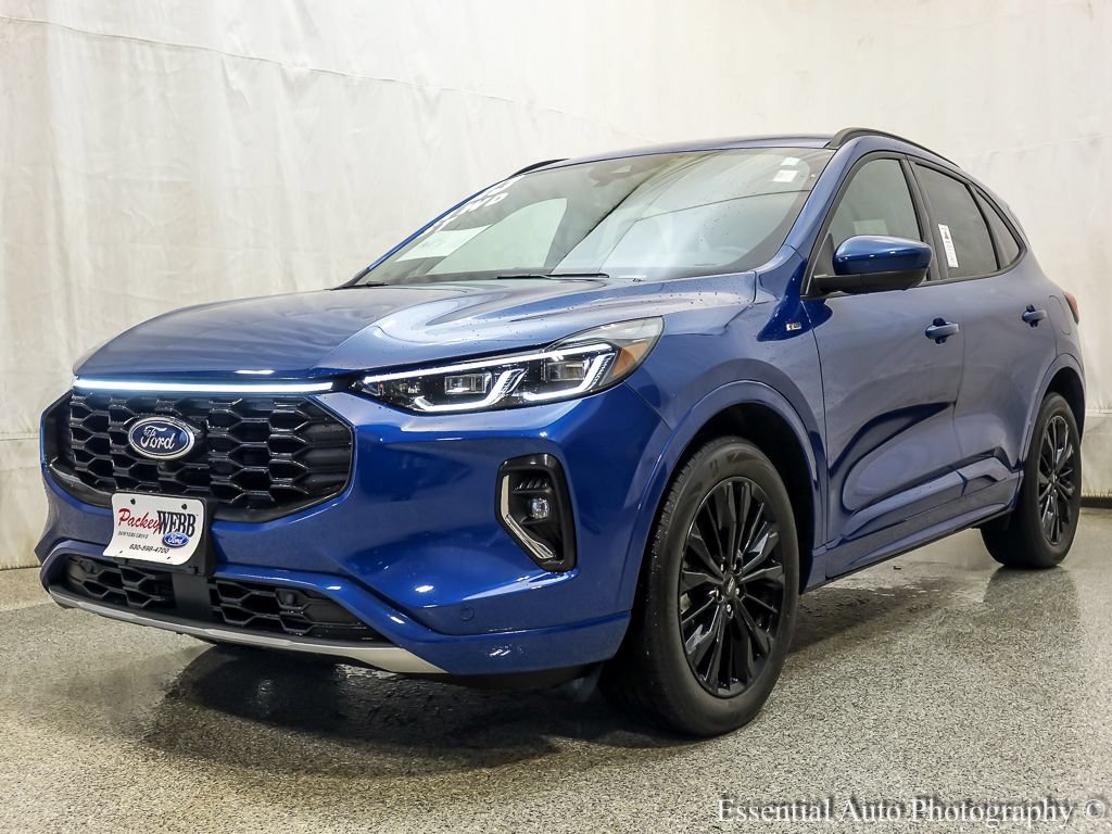 Used 2023 Ford Escape ST-Line Elite AWD/4WD image 2